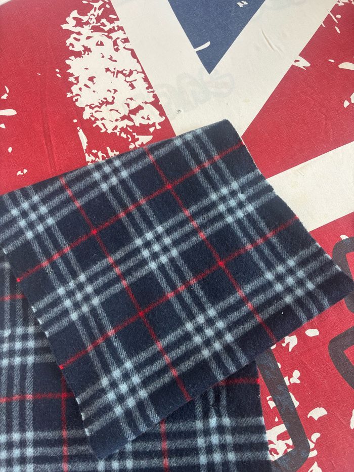Écharpe Burberry 155cm bleu blanc et rouge grand carreau - photo numéro 6