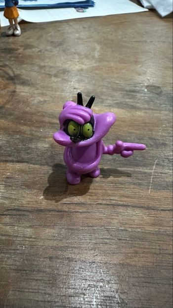 Figurine oggy et les cafards 