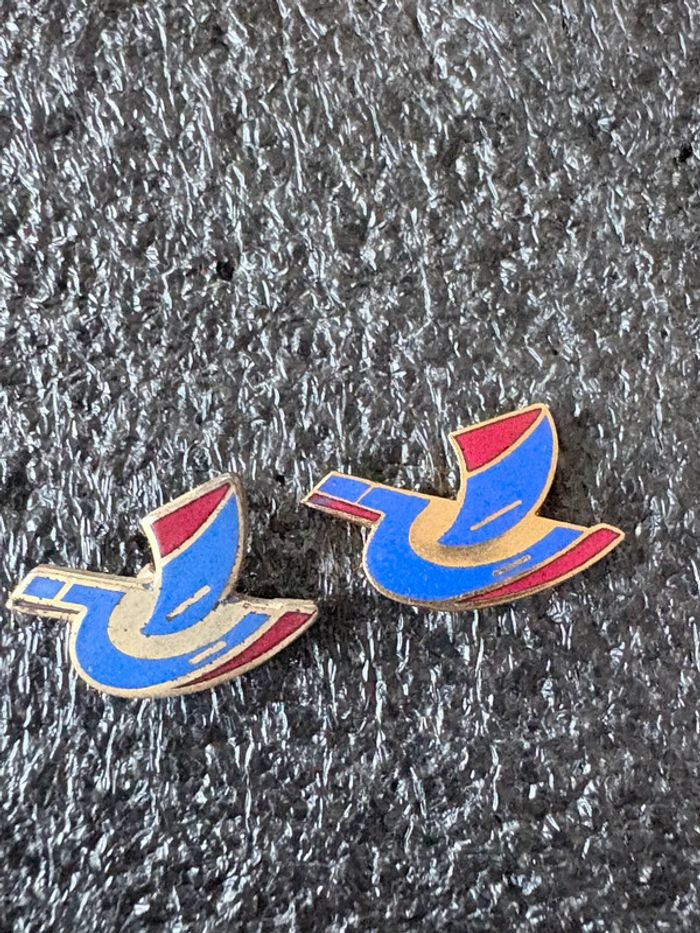 2 pin’s ville de Paris