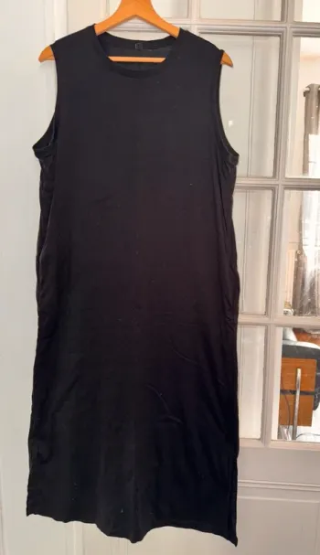 Robe longue uniqlo matière t-shirt  Taille L