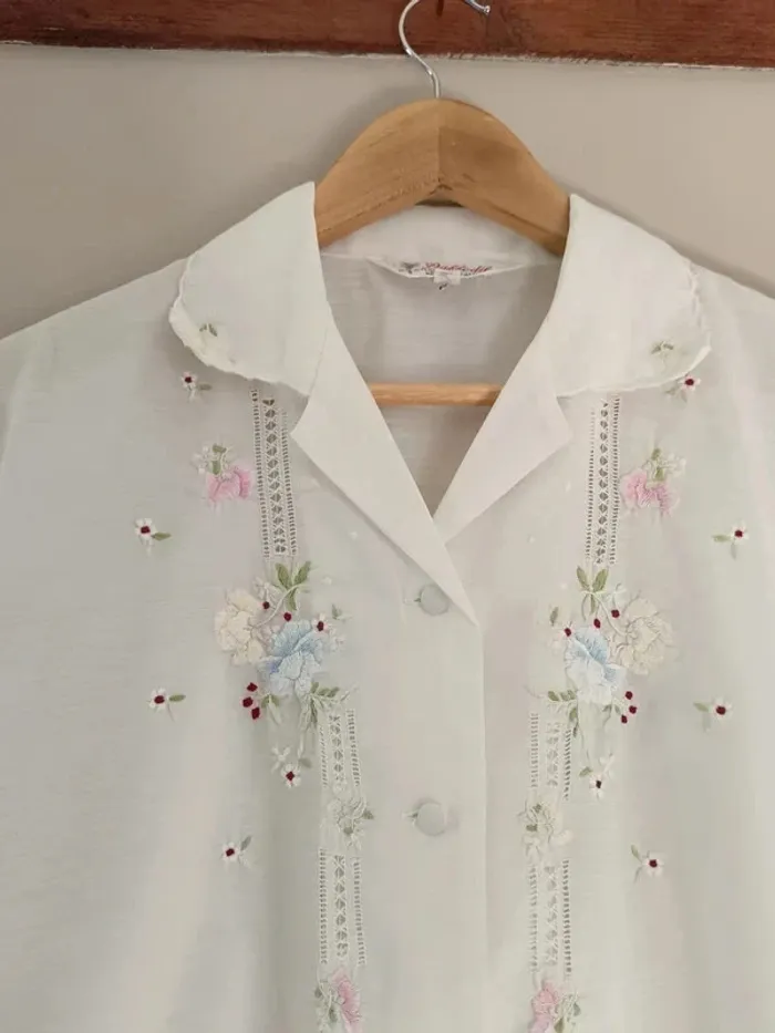 Chemise brodée fleurs Daffodil - photo numéro 4