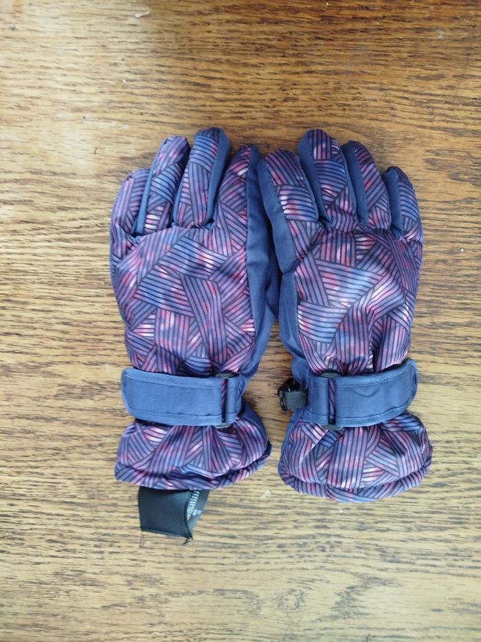 Manteau pantalon et Gant de Ski - photo numéro 9