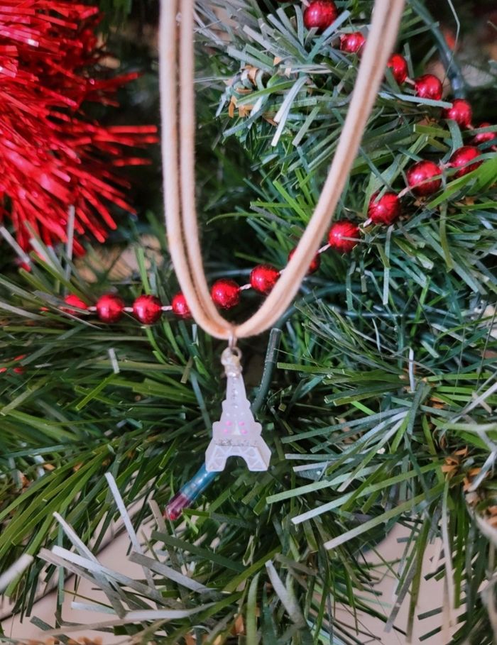 Collier tour eiffel