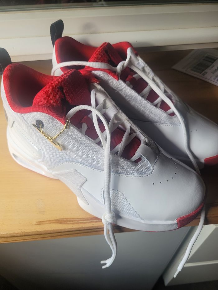 Jordan aura 6 - photo numéro 2