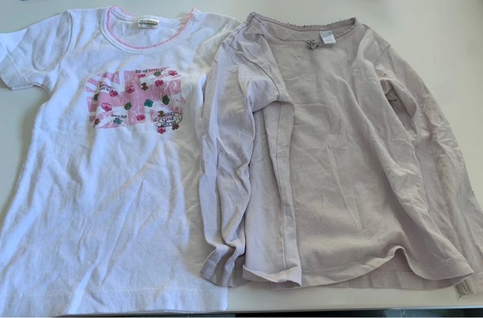Lot 2 maillots de corps 2ans