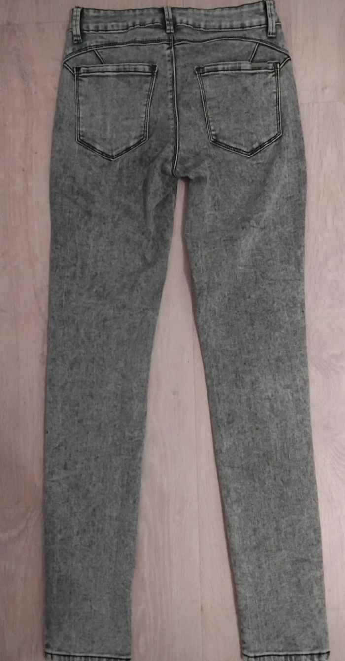 Jeans push up - photo numéro 2