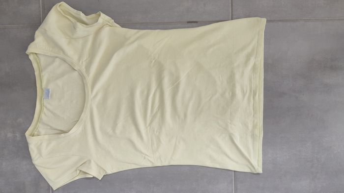 Tee shirt