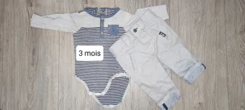 Ensemble obaibi 3mois body et pantalon