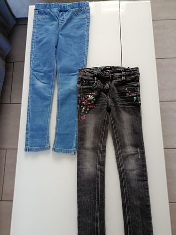 Lot 2 jeans 7-8ans