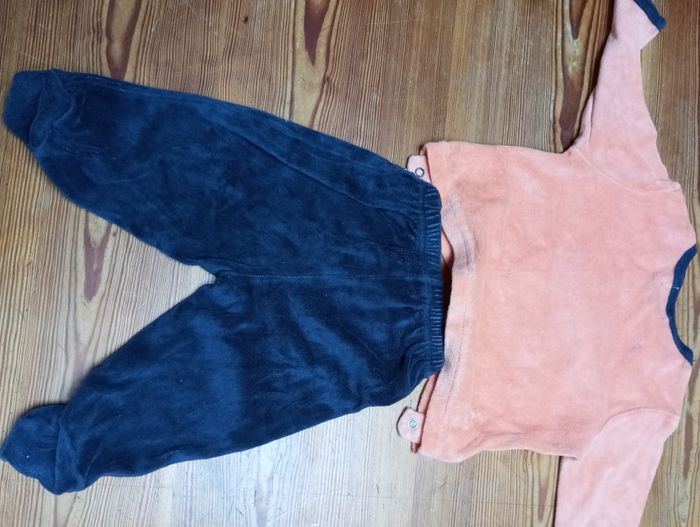 pyjama velours 2 pièces, Tissaia, 9 mois - photo numéro 3