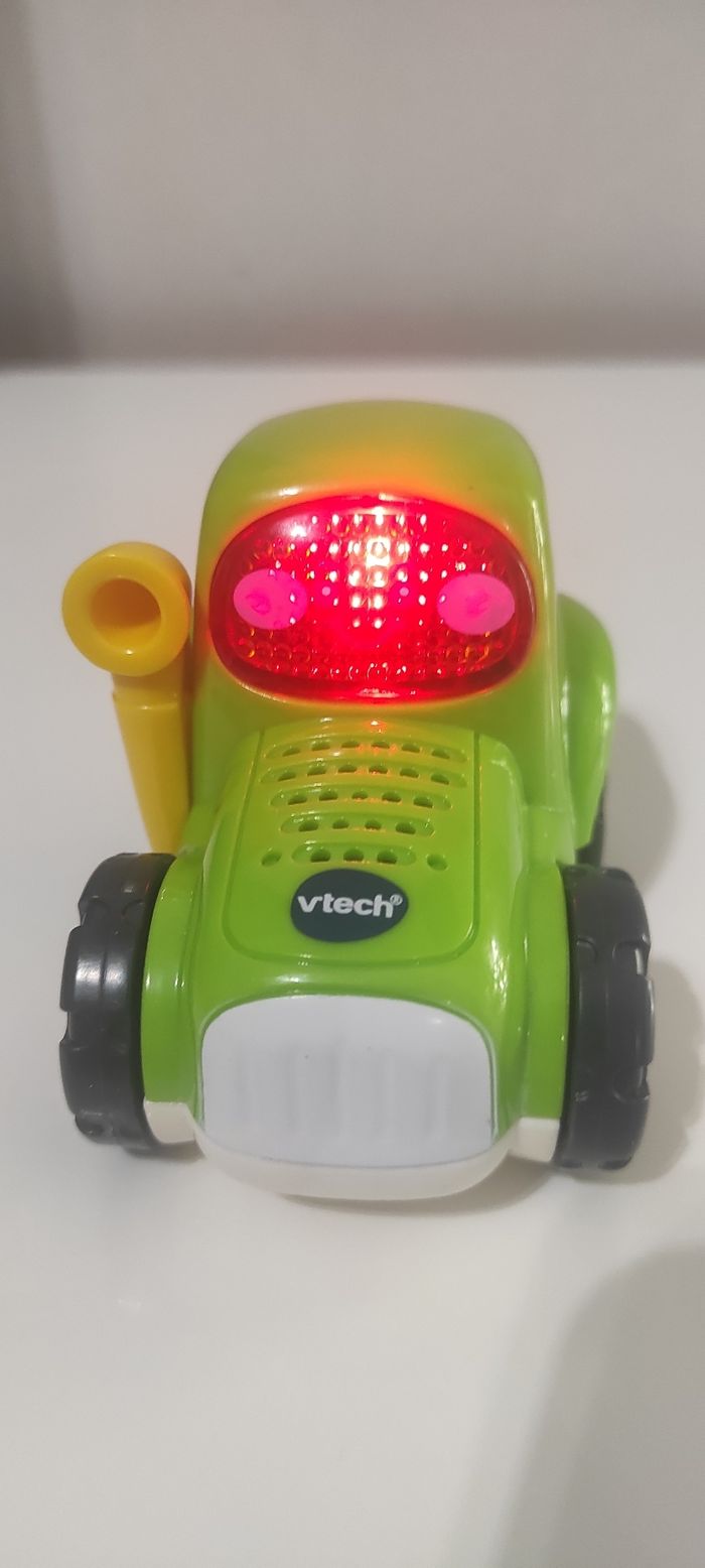Tracteur tutu bolide de vetech pile neuve - photo numéro 2