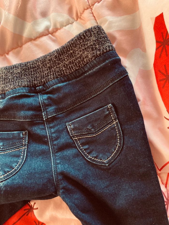 Jeans tape à l’œil 18 mois avec ceinture pailletée en or - photo numéro 5