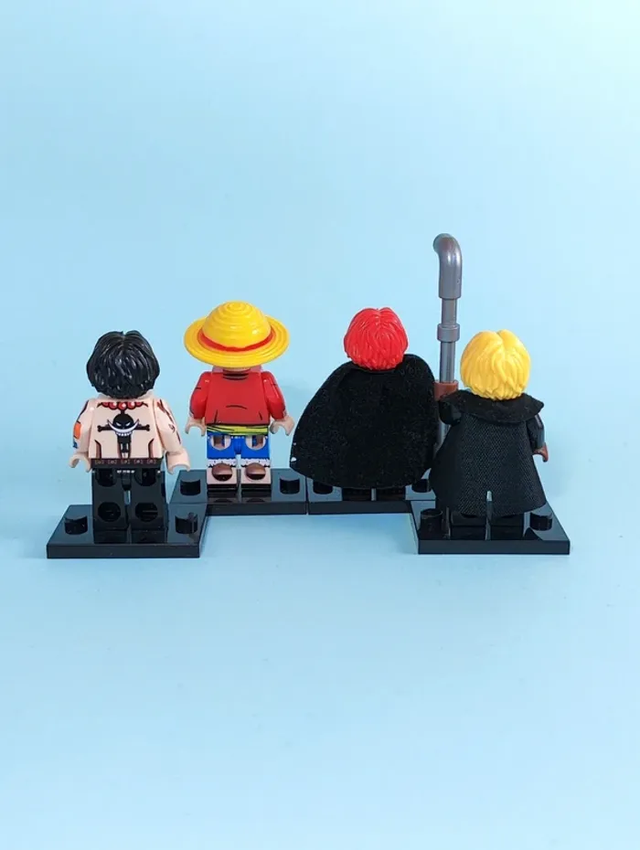 One piece - lot de 4 mini figurines au format Lego - photo numéro 2