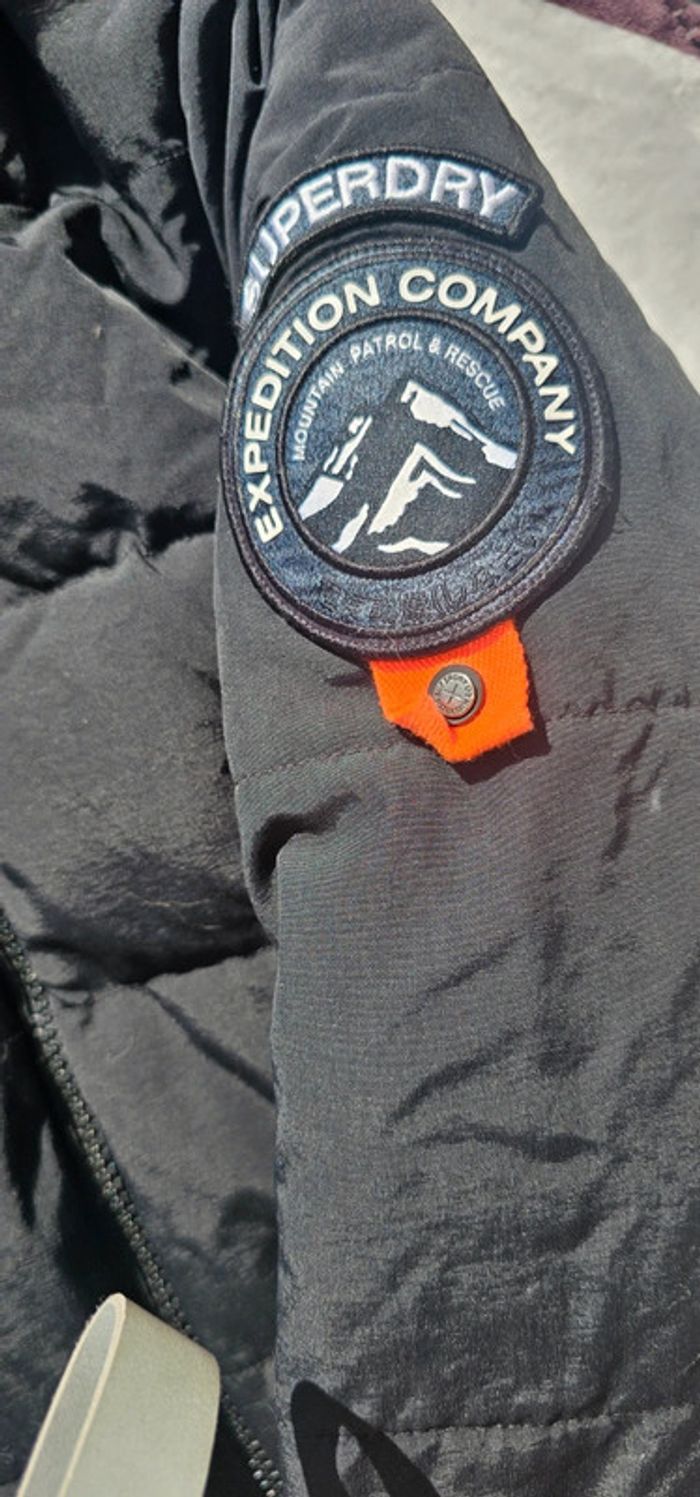 Doudoune Superdry noir taille 38 - photo numéro 5