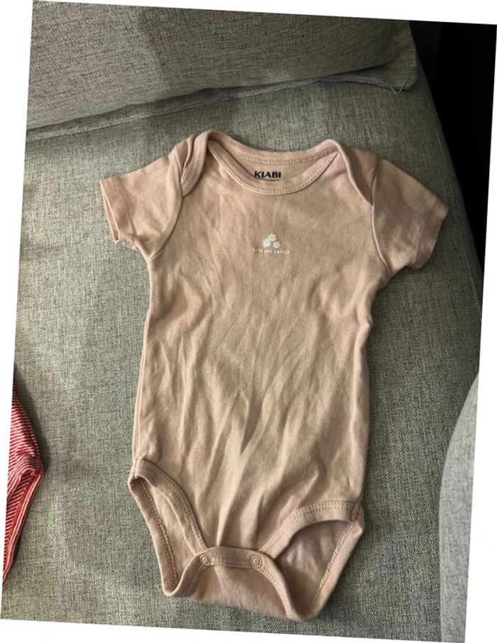 Bodies - photo numéro 2