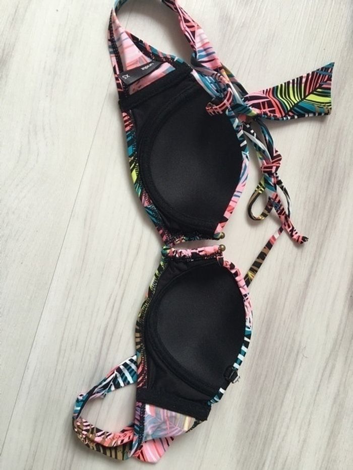 Maillot de bain undiz neuf - photo numéro 2