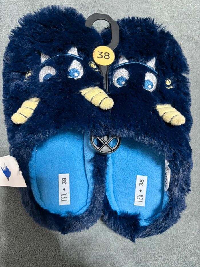 Chaussons monstres bleus - photo numéro 2