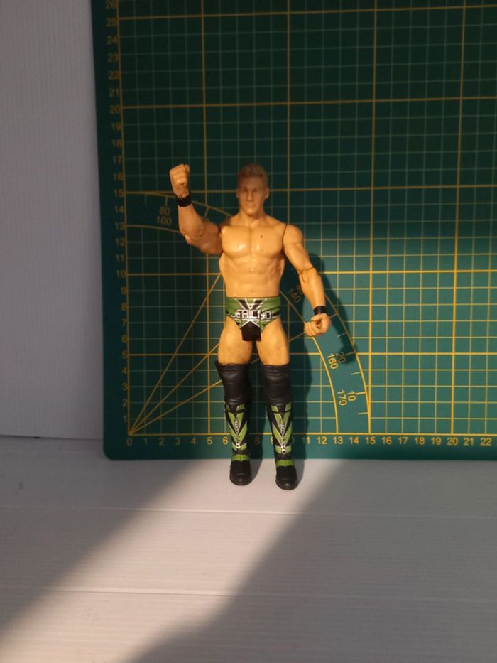 Figurine catch jericho