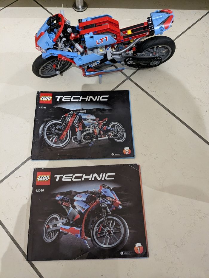 Lego technic la moto urbaine