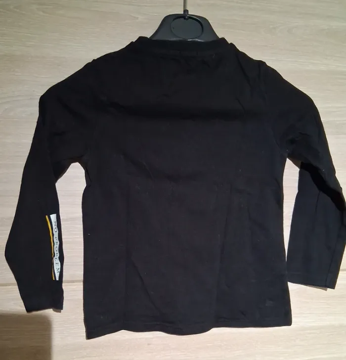 Tee-shirt manches longues garcon taille 6 ans - photo numéro 2