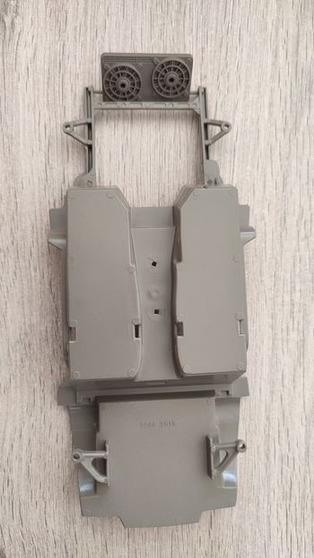 Châssis intérieur pièce détachée miniature Bburago Burago Chevrolet Corvette C5 1997 coupé 1/18 1/18