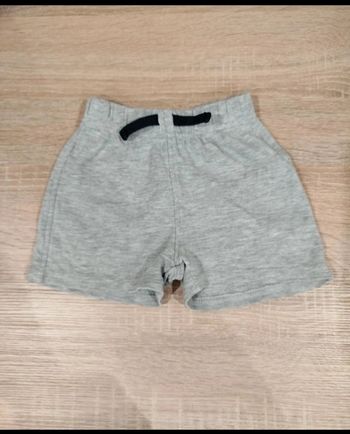 Short 3 mois
