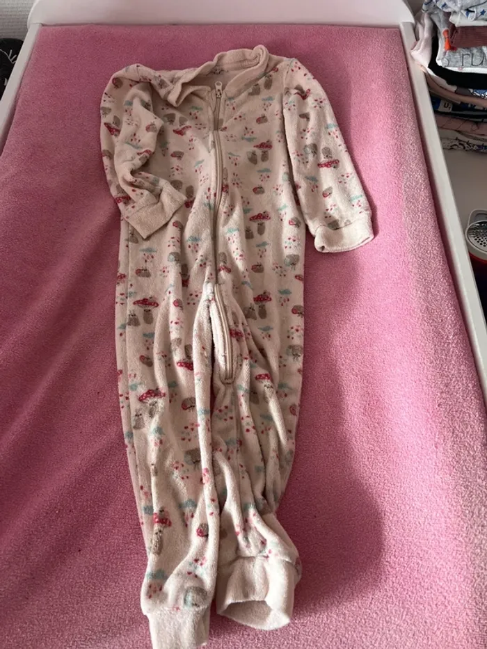 Lot de 2 pyjamas taille 12 mois - photo numéro 3