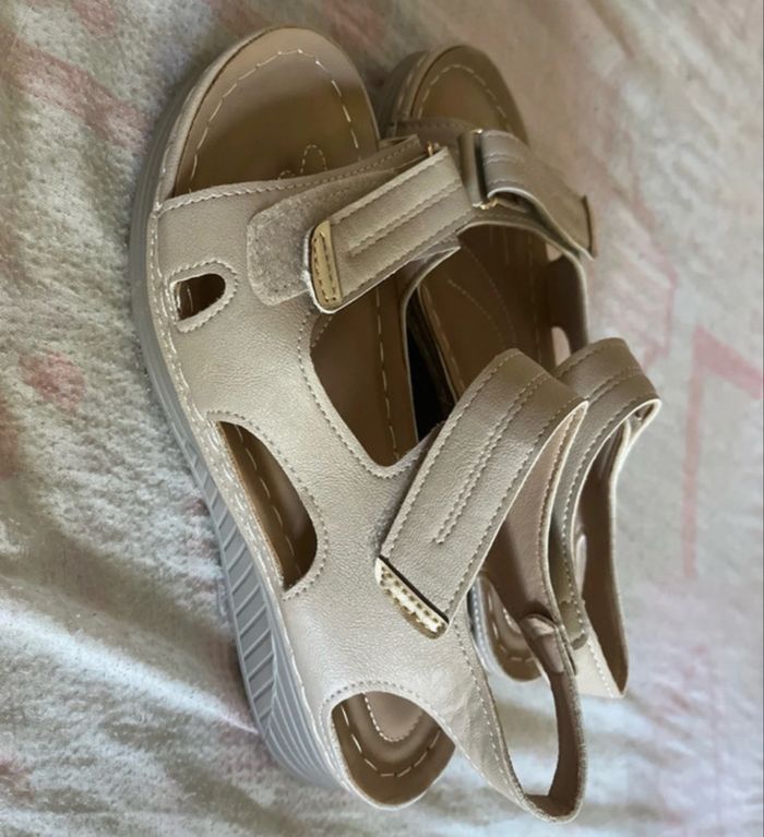 Sandale - photo numéro 3