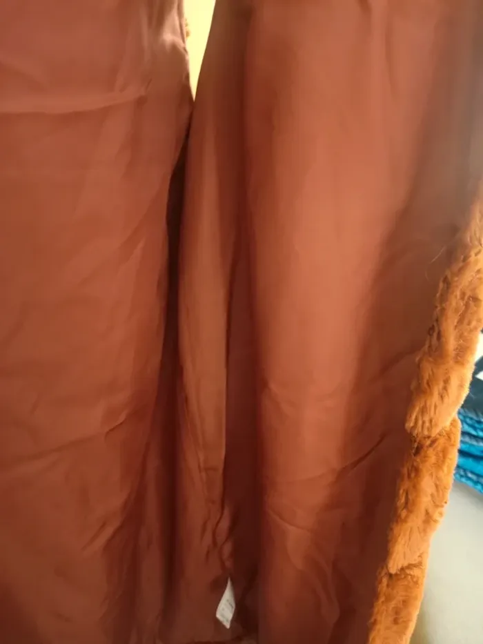 Magnifique gilet fausse fourrure sans manches - photo numéro 5