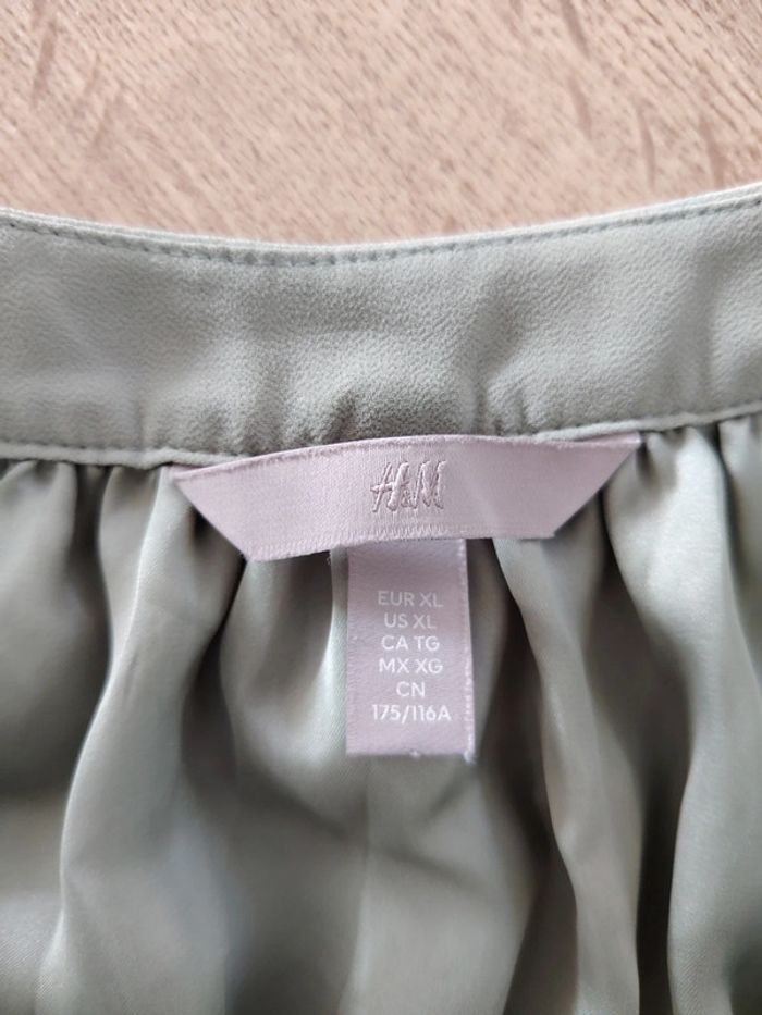 Robe courte H&M avec ceinture - photo numéro 3