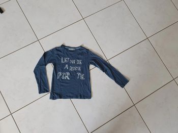 T-shirt ml garçon 8 ans Neuf GARA