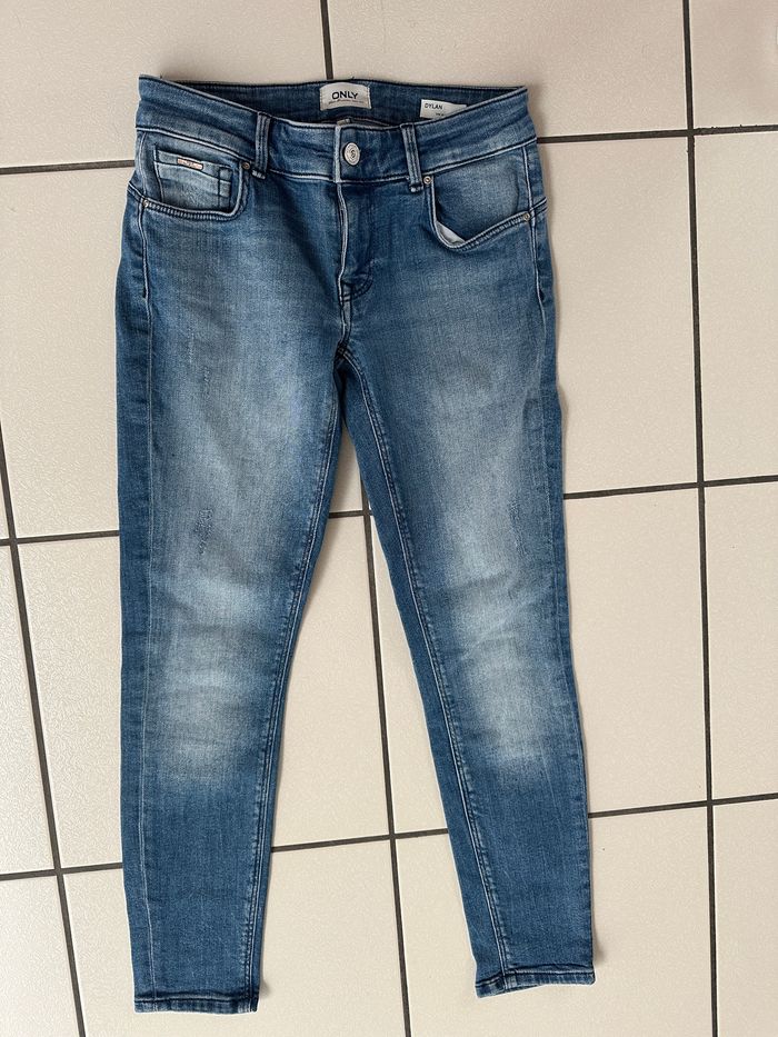 jeans only dylan taille 34 effet usé discret et push up comme NEUF - photo numéro 4