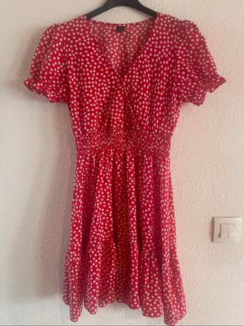 Robe rouge et blanche