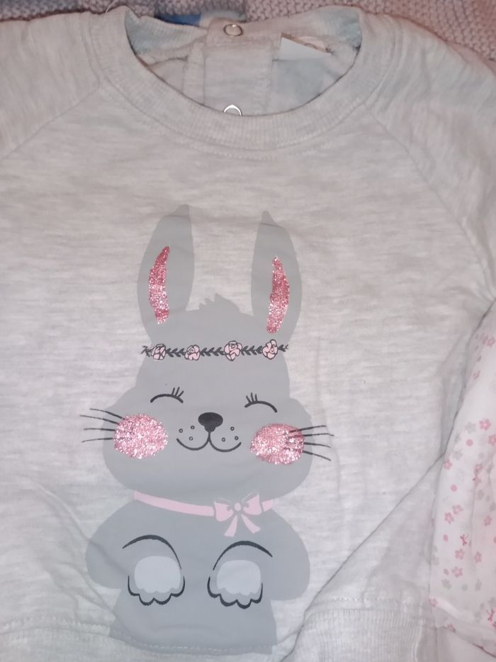 Pull gilet cache coeur 6 mois TBE - photo numéro 6