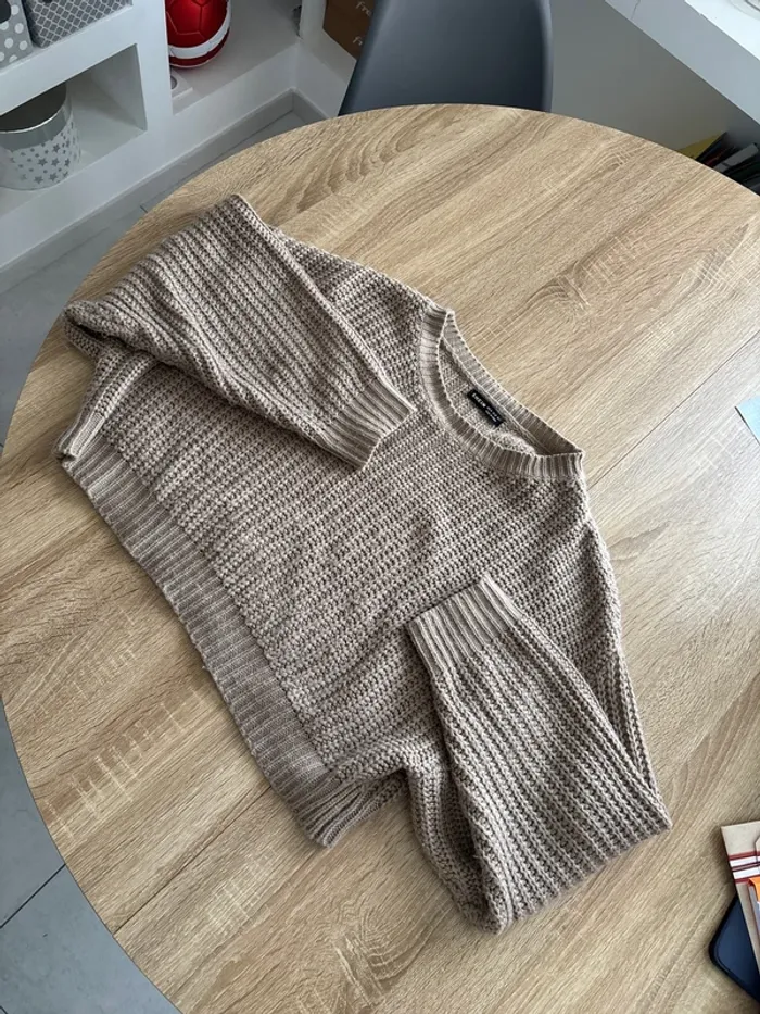 Pull crop top