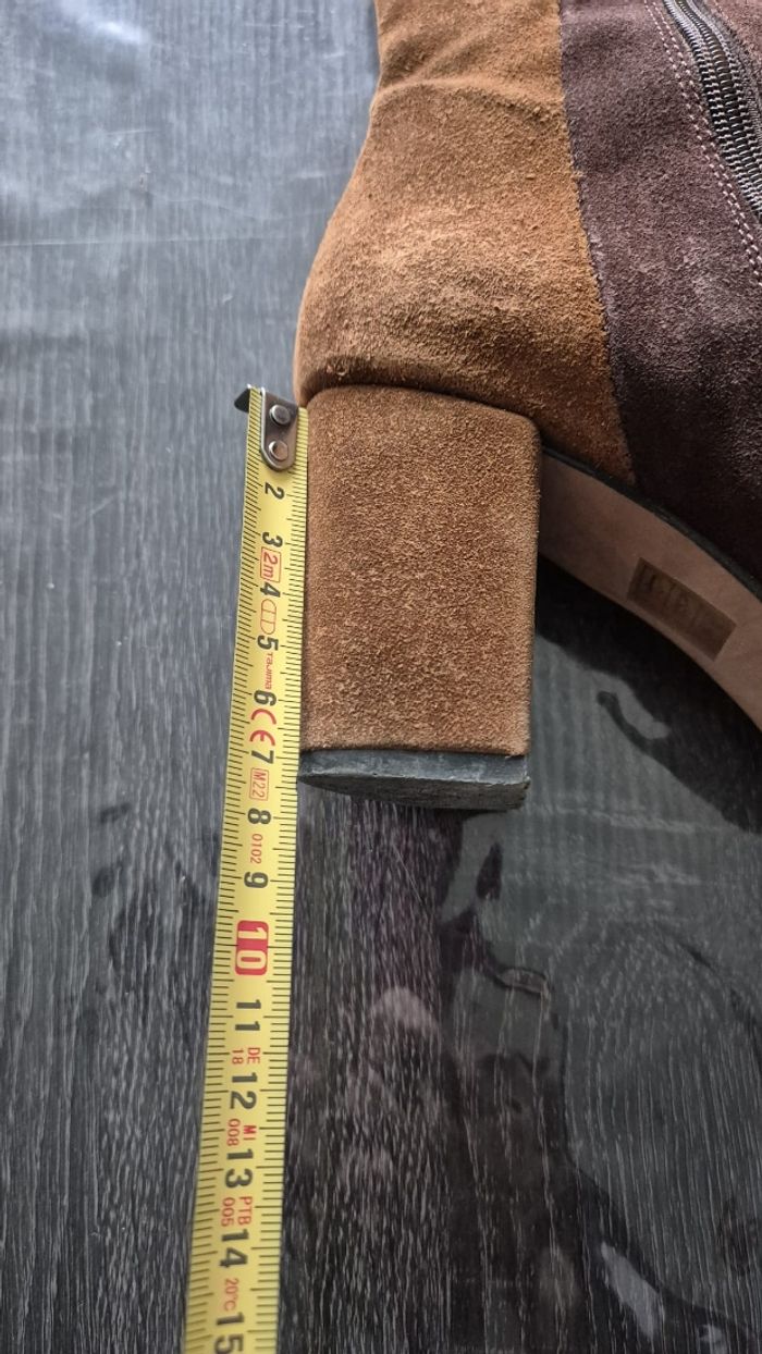 Très belle bottines BATA  T 38 - photo numéro 3