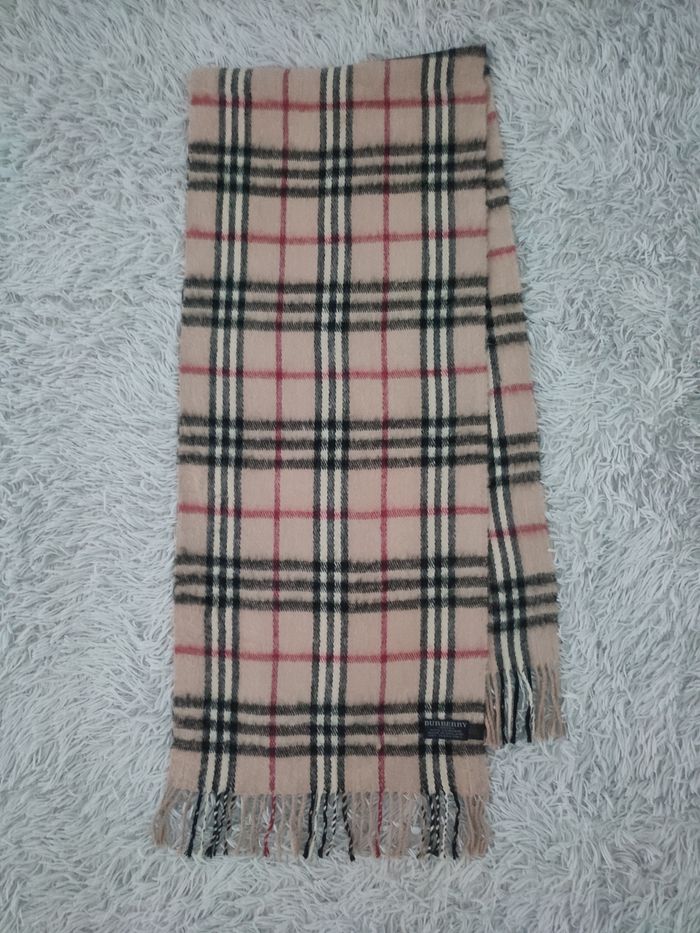 Écharpe Burberry vintage excellent état 100% cachemire - photo numéro 2