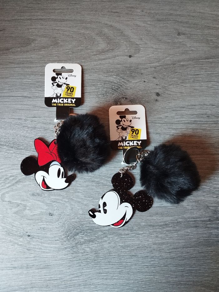 Mickey & Minnie Mouse : Lot portes-clés avec pompons - photo numéro 1