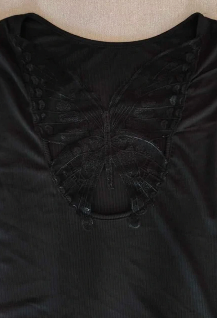 T-shirt  papillon noir manches longues 36/S Shein - photo numéro 5