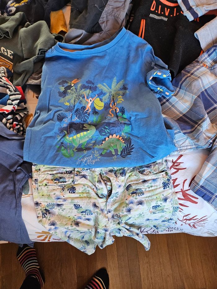 Lot vêtements garçon 4 ans - photo numéro 8