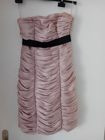 Robe sans bretelle habillée