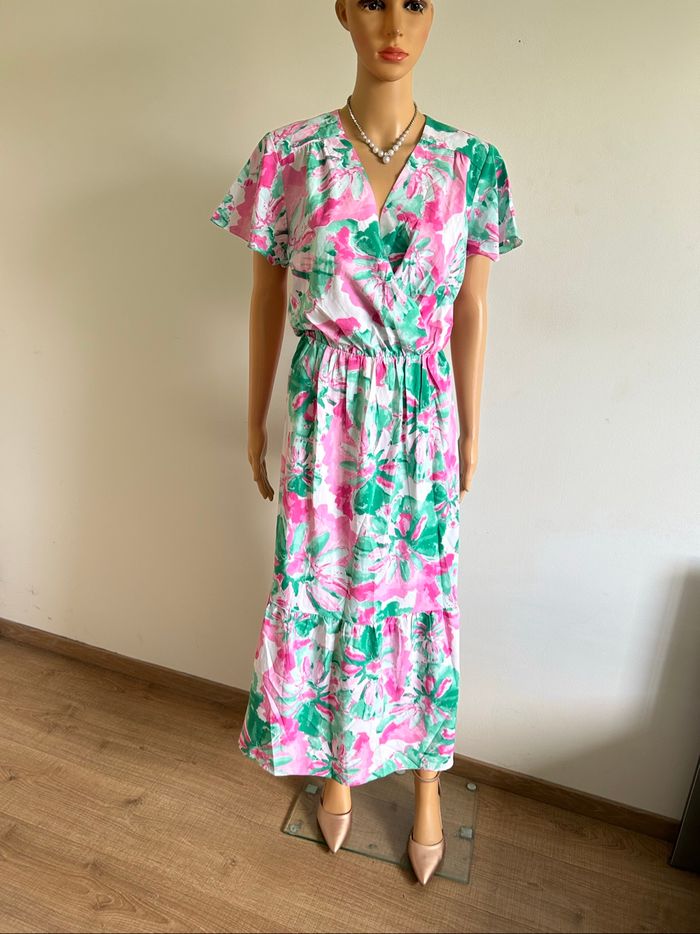 Robe longue imprimée à manches courtes By One taille M/L jamais portée - photo numéro 3