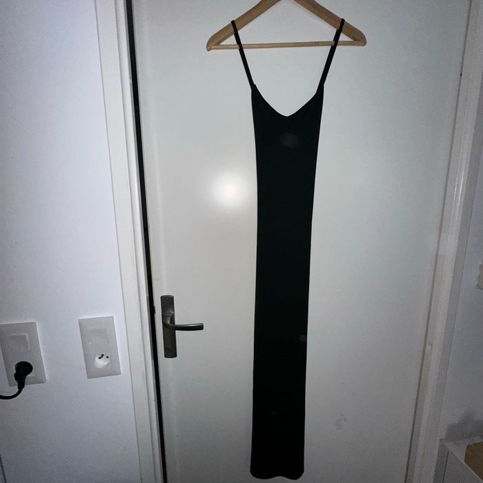 Robe moulante noire