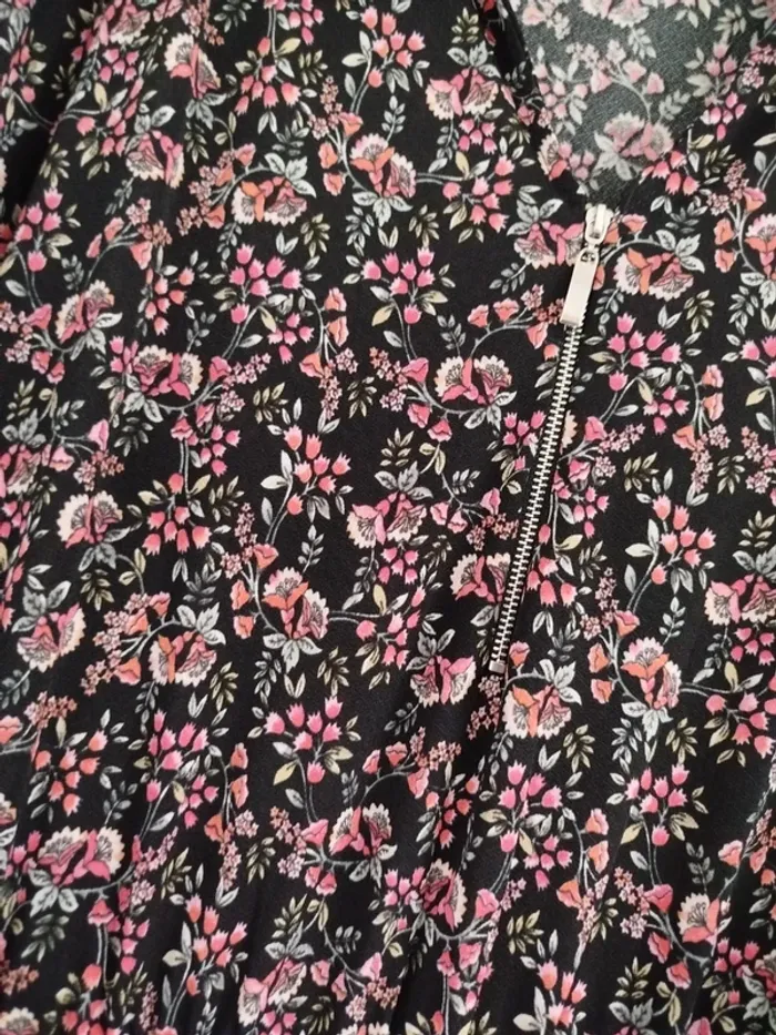 Magnifique robe fleurie T 40 - photo numéro 3