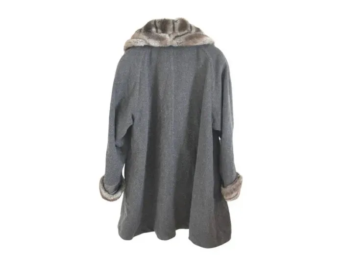 Manteau noir Burton 44 - photo numéro 2