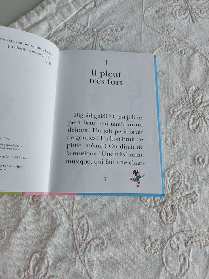 Livre mimi cracra sous la pluie - photo numéro 2
