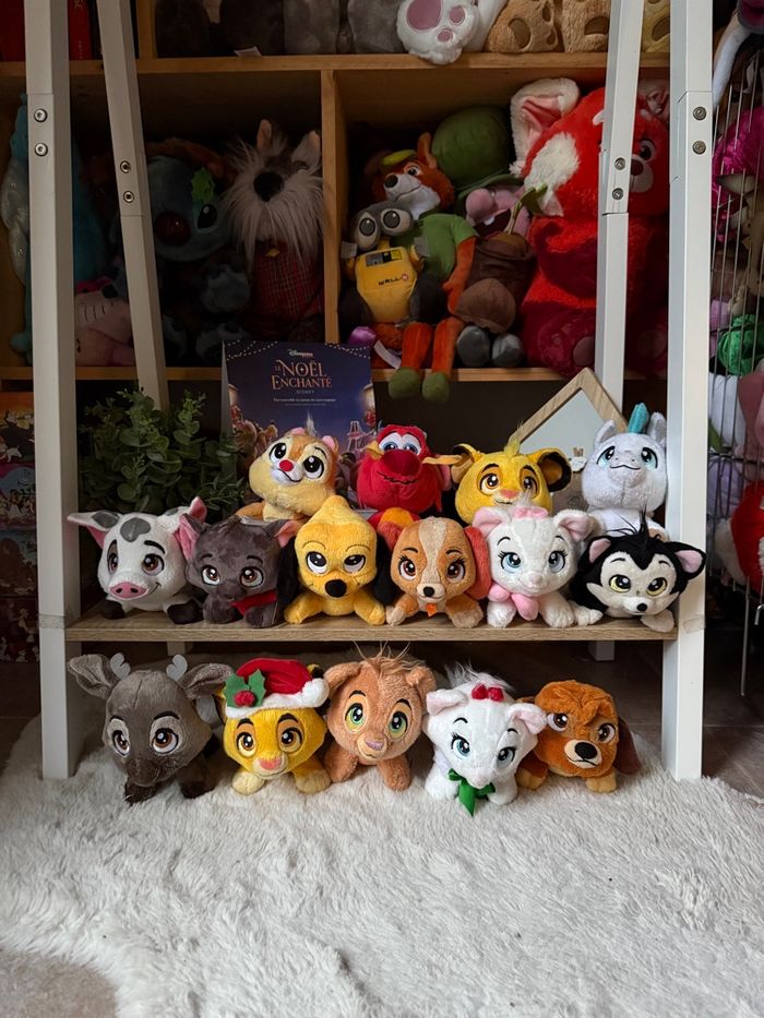 Peluche collection naïf Disney Disneyland