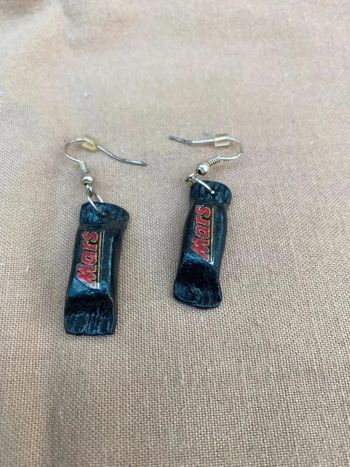 Boucle d’oreille Mars