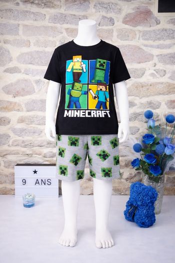 Pyjashort noir et multicolore garcon taille 9/10 ans marque Minecraft 🎸