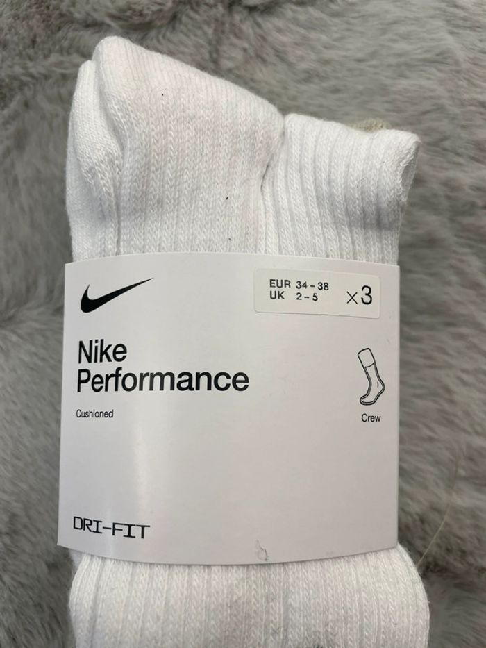 3 paires de chaussettes Nike montante Dri-fit - Taille 34-38 - photo numéro 4